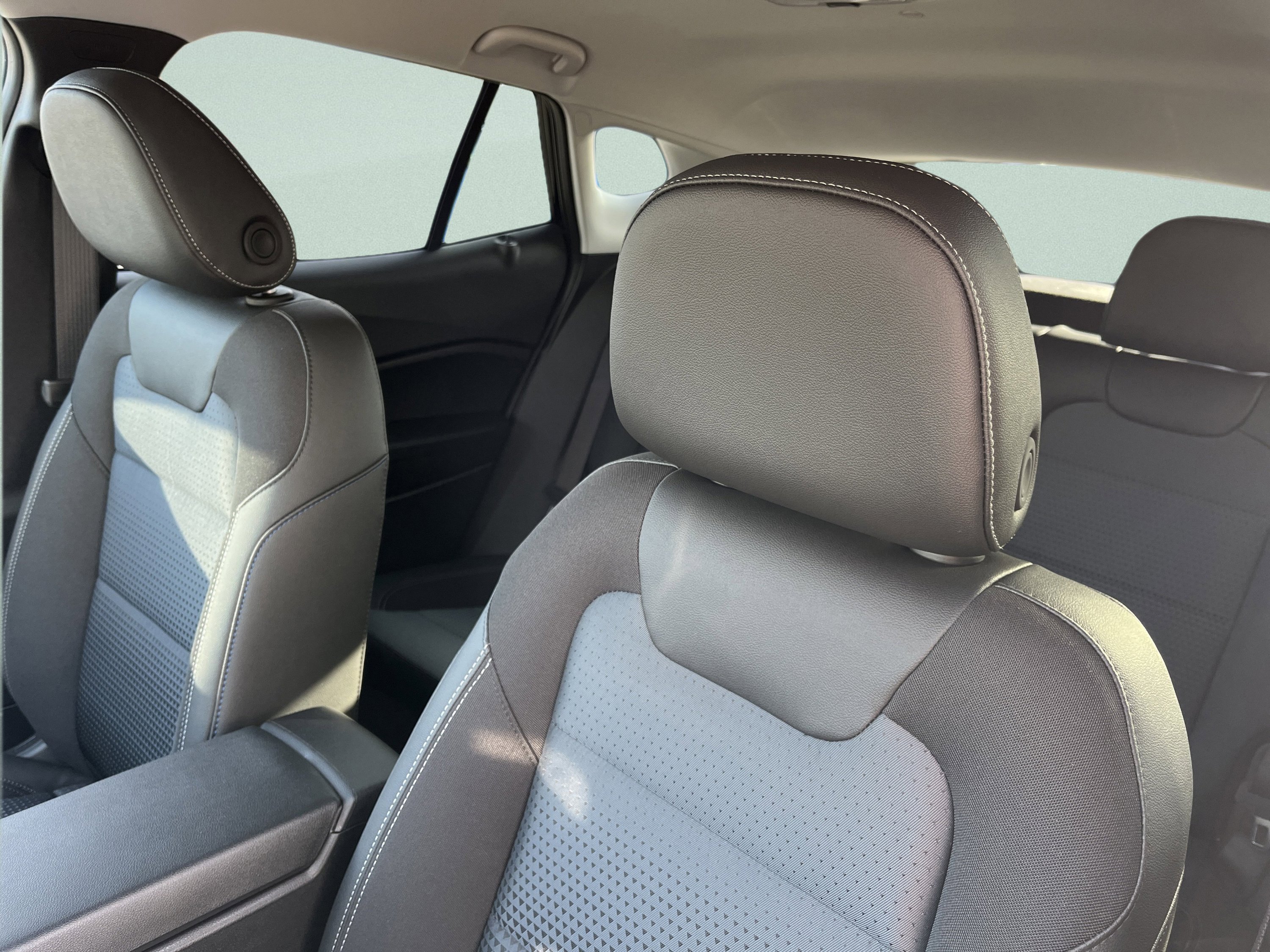 New 2026 Chevrolet Trax LT image 11