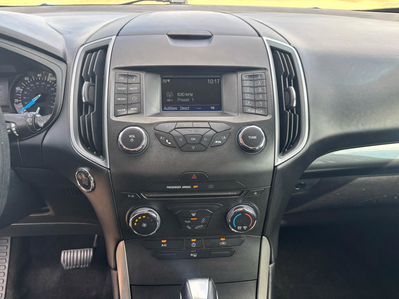 Used 2017 Ford Edge SE AWD/4WD image 16