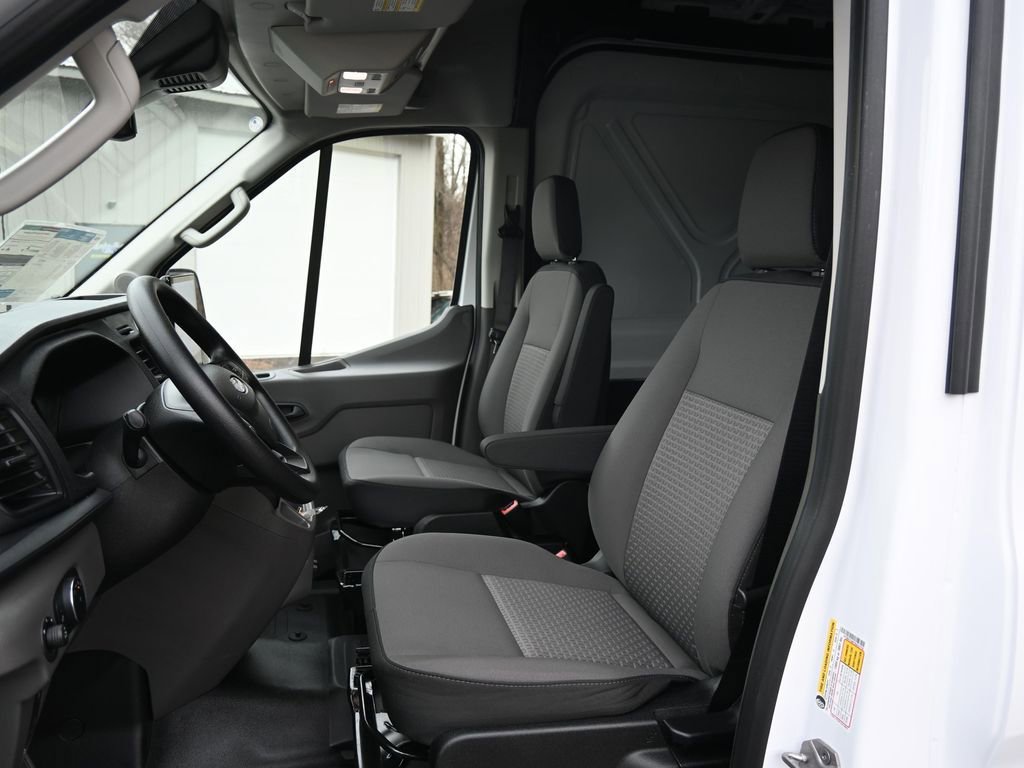 New 2026 Ford Transit 250 148 Medium Roof image 21