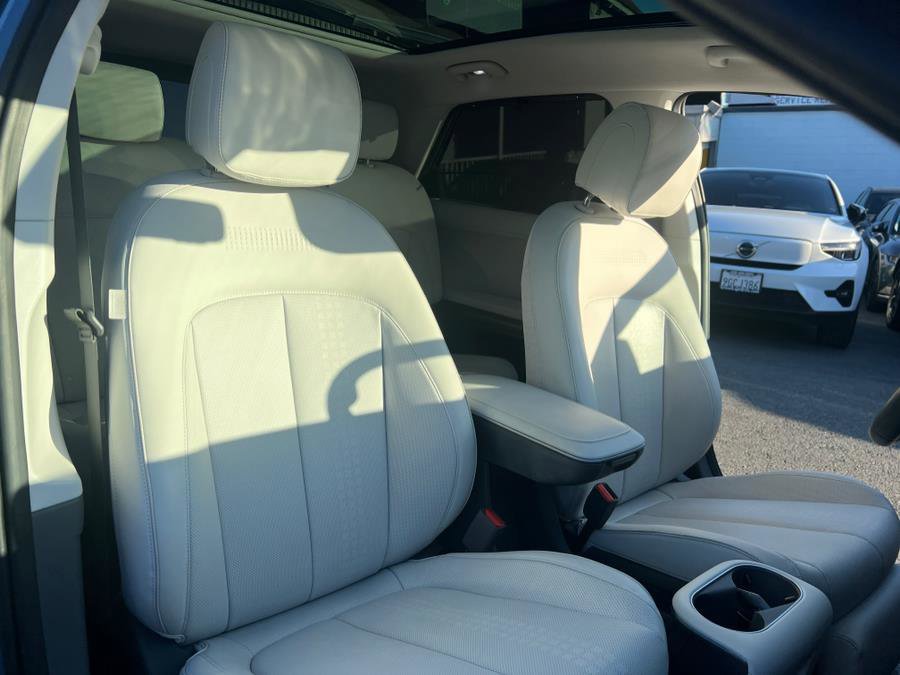 Used 2023 Hyundai Ioniq 5 Limited w/ Cargo Package image 38