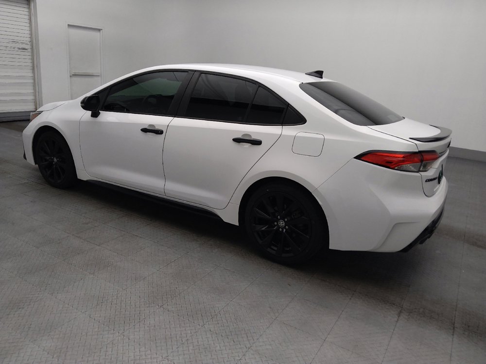 Used 2022 Toyota Corolla SE FWD image 3