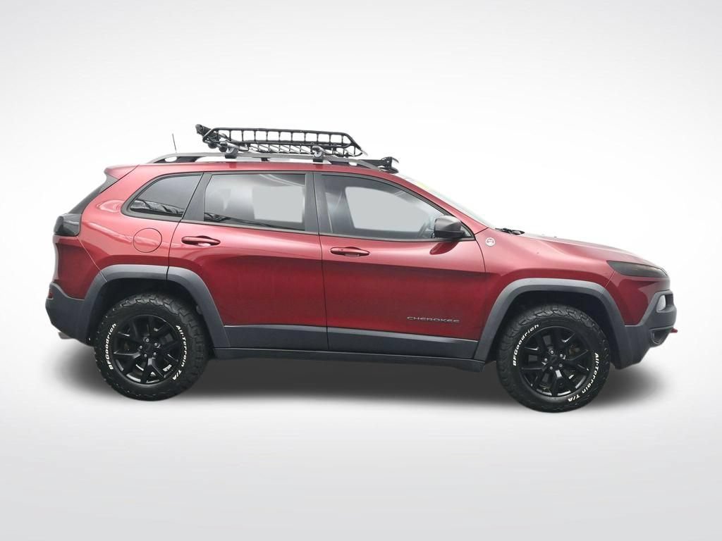 Used 2016 Jeep Cherokee Trailhawk w/ Comfort/Convenience Group AWD/4WD image 4