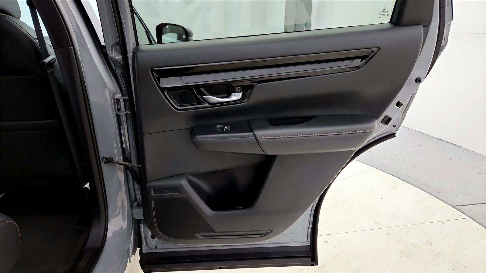 Used 2024 Honda CR-V Sport Touring image 16