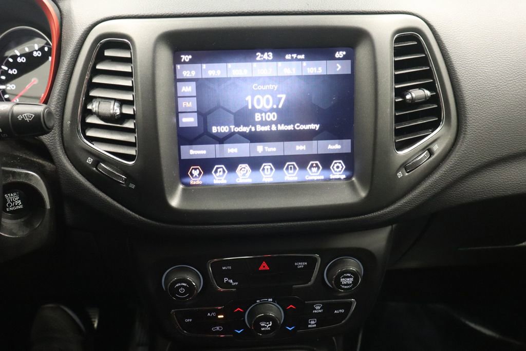 Certified 2019 Jeep Compass Trailhawk w/ Safety & Security Group image 12