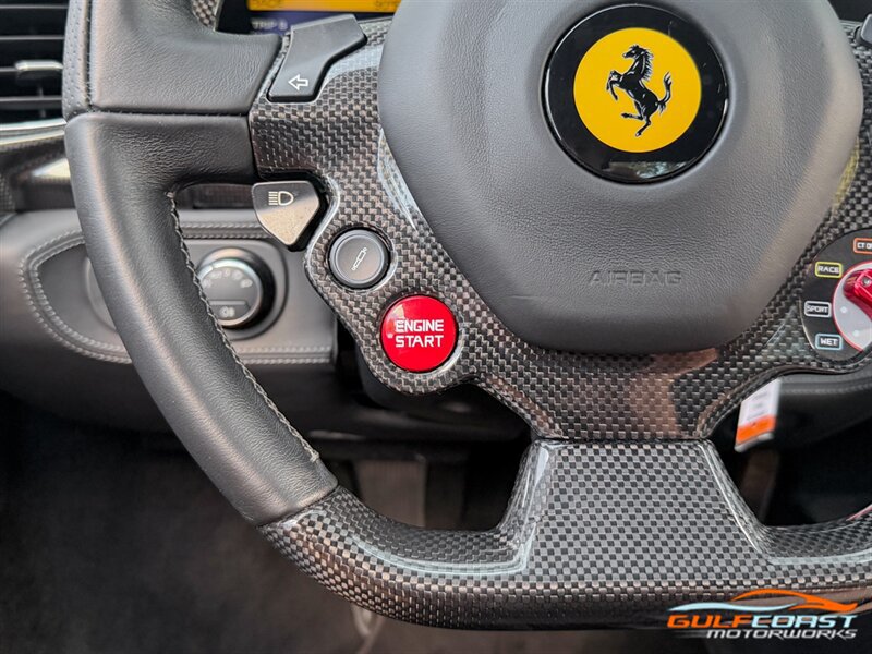 Used 2012 Ferrari 458 Italia Coupe RWD image 28