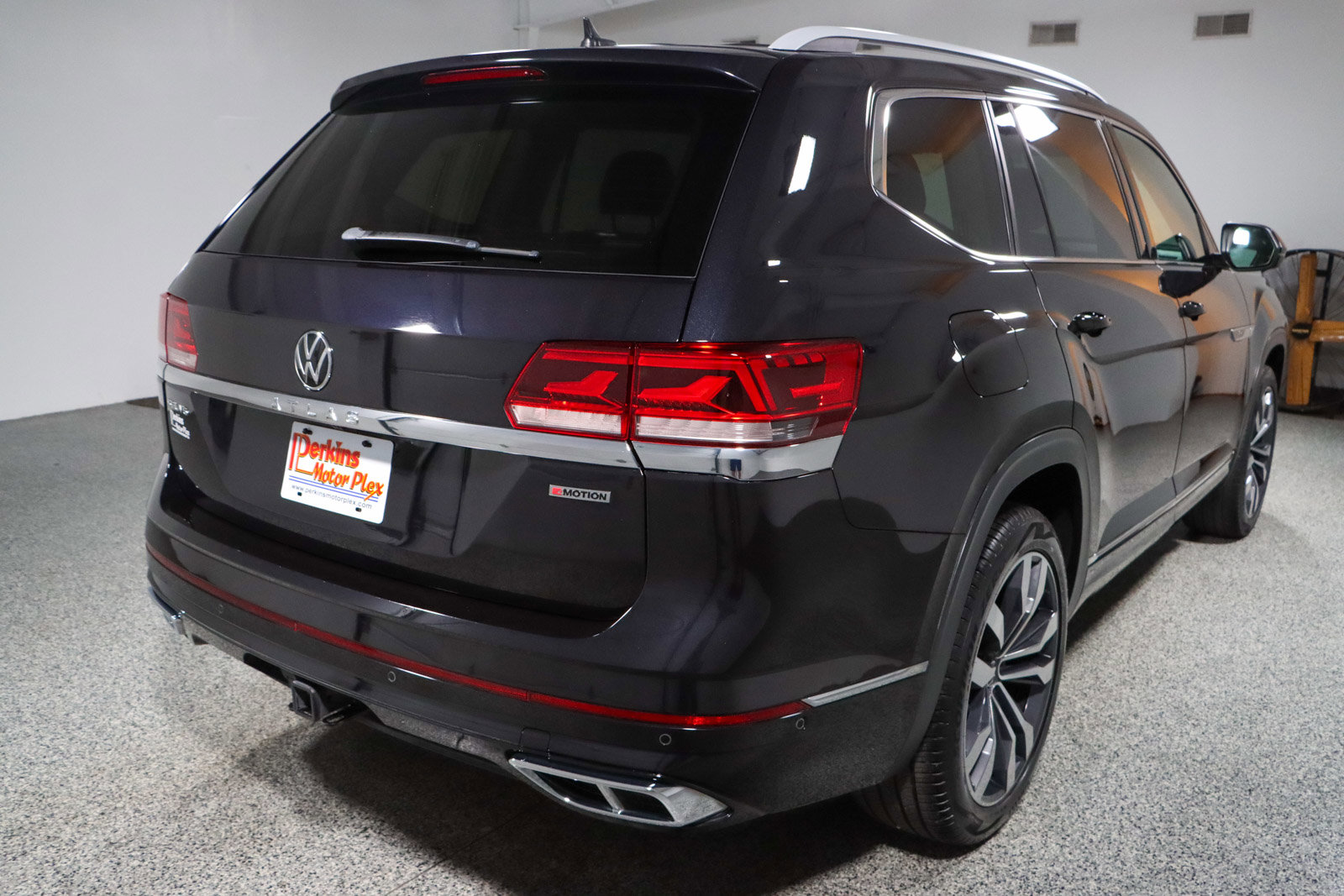 Used 2022 Volkswagen Atlas SEL Premium image 7