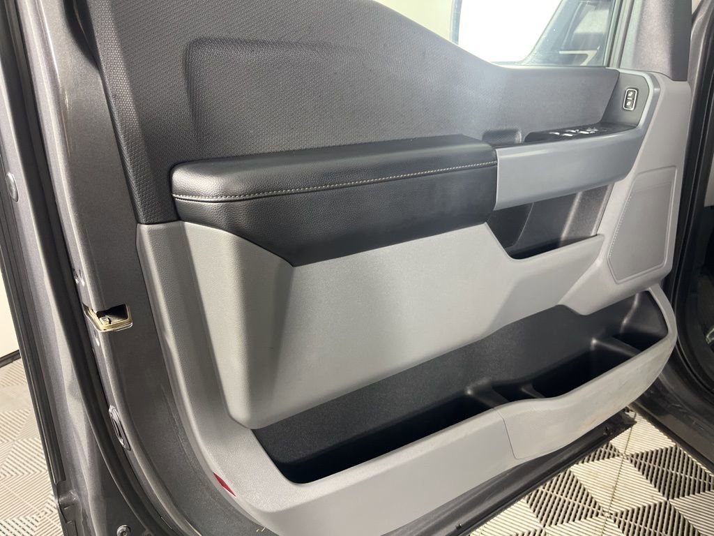 Used 2023 Ford F150 XLT w/ Trailer Tow Package image 10