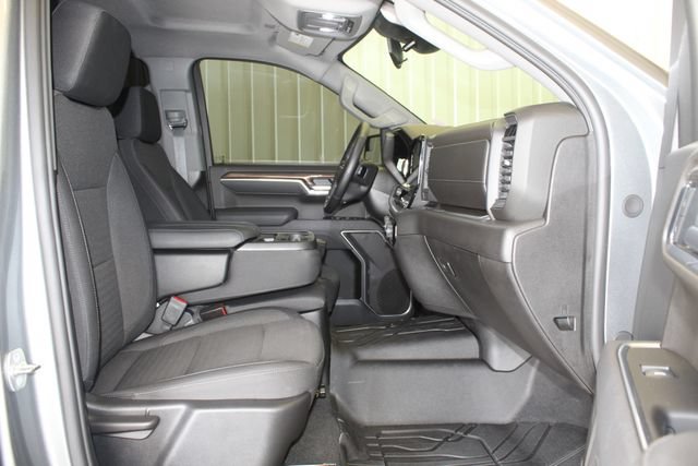 Used 2026 Chevrolet Silverado 1500 RST w/ RST Select Package AWD/4WD image 21