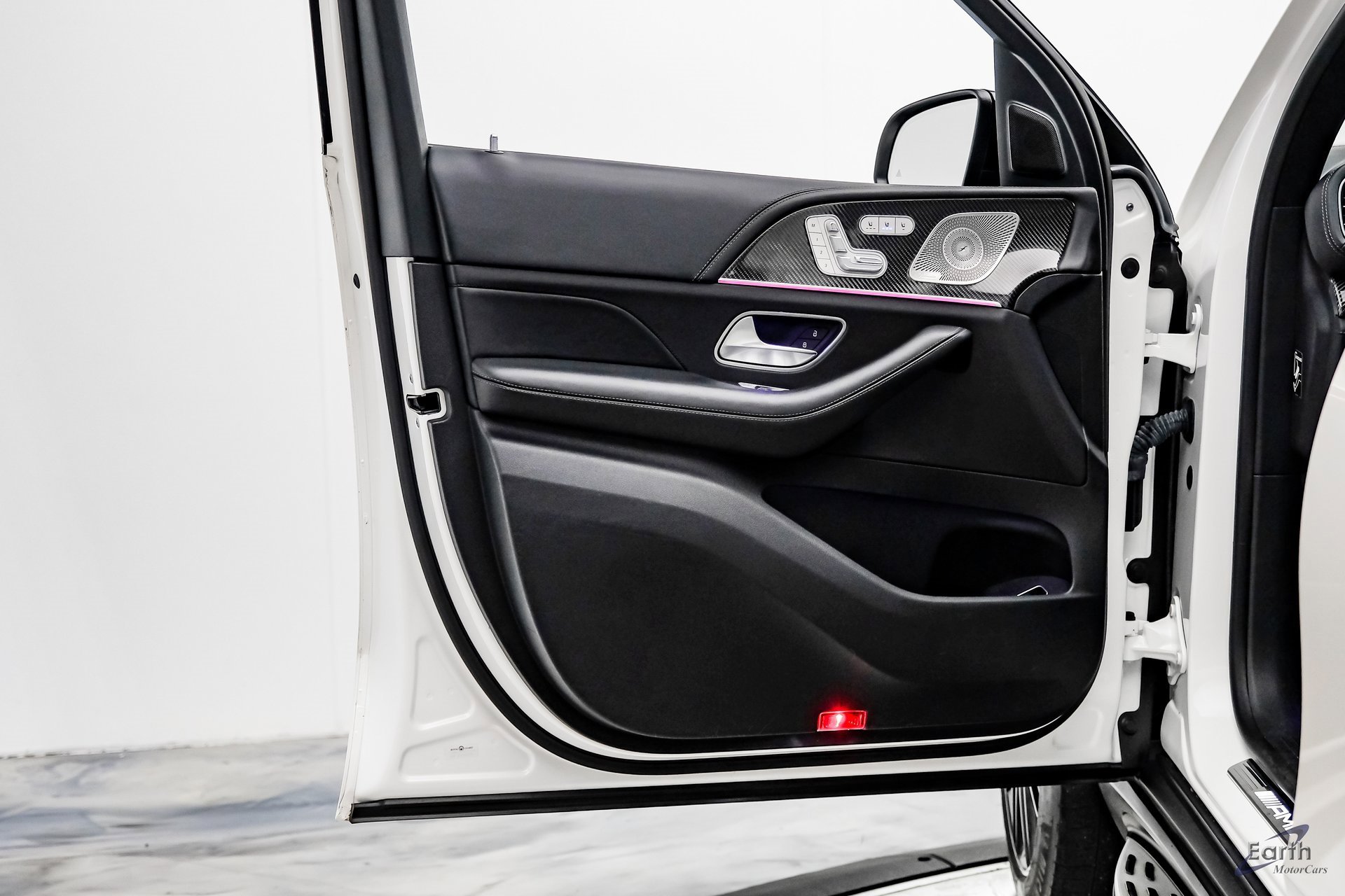 Used 2022 Mercedes-Benz GLS 63 AMG 4MATIC w/ Warmth & Comfort Package image 82