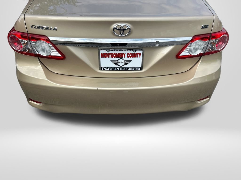 Used 2011 Toyota Corolla LE FWD image 26