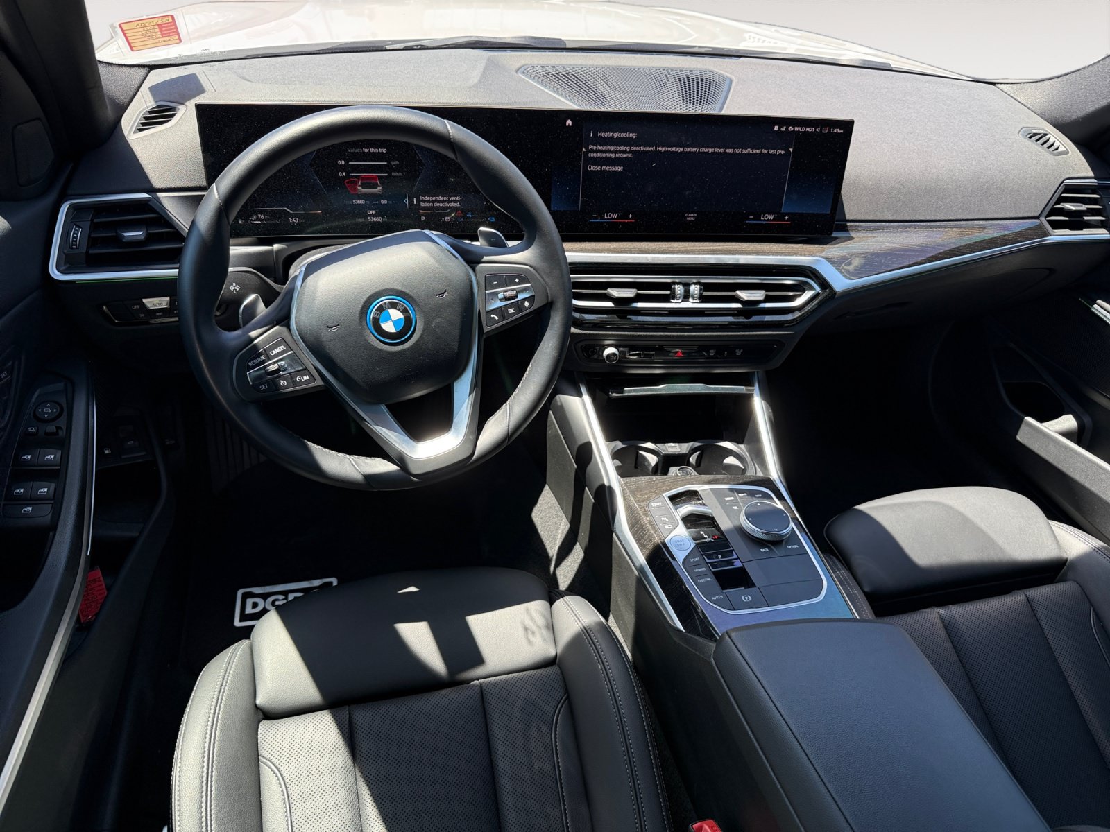 Used 2023 BMW 330e w/ Driving Assistance Package RWD image 15