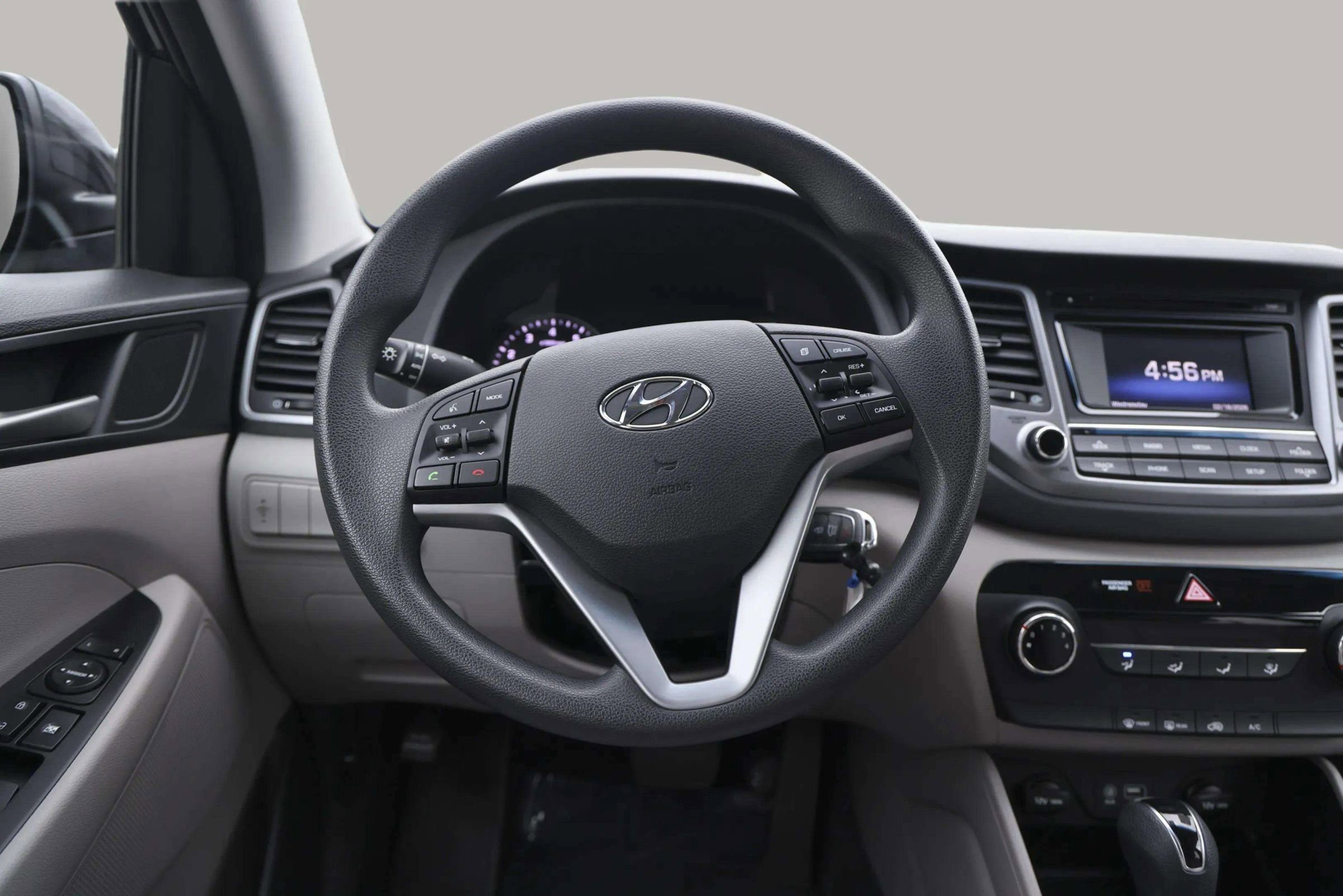 Used 2018 Hyundai Tucson SE image 21