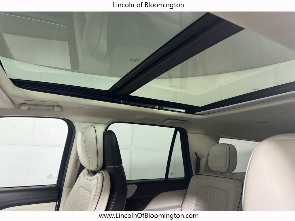 Certified 2022 Lincoln Navigator L Black Label AWD/4WD image 27