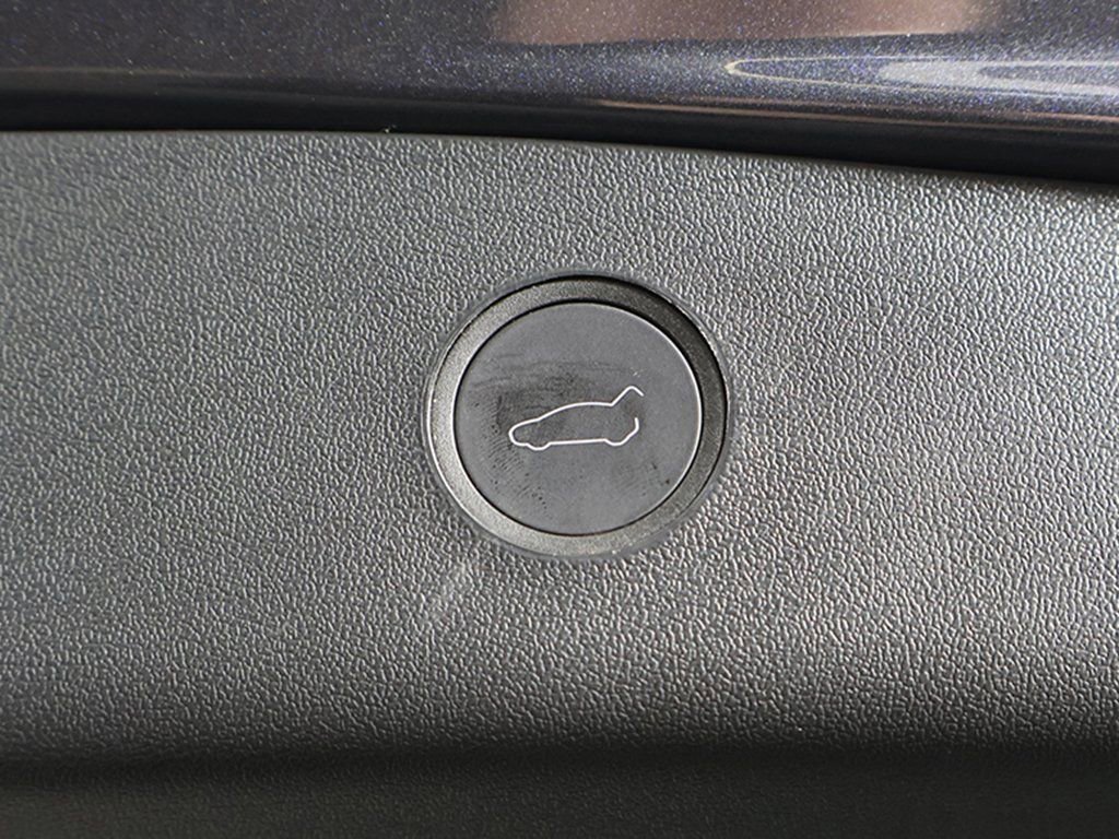 Used 2023 Tesla Model 3 Long Range image 49