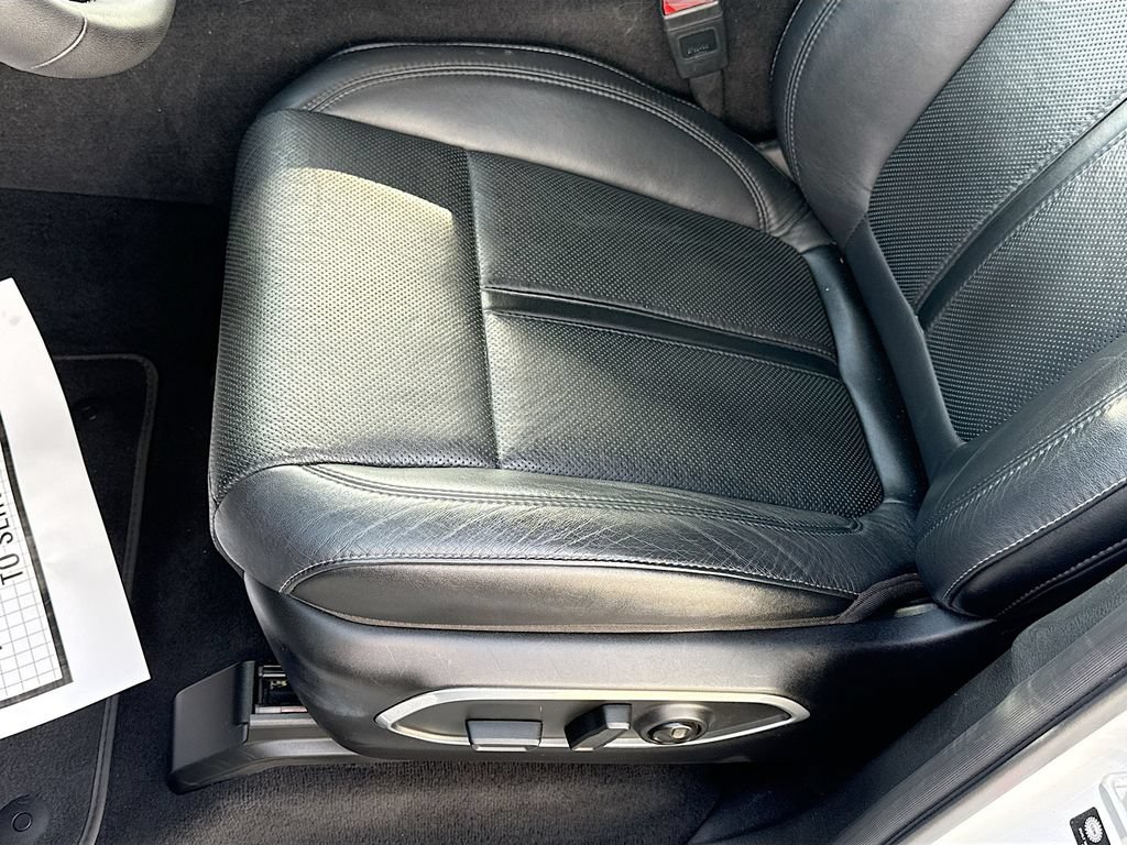 Used 2024 Jeep Wagoneer L Series III w/ Flexible Seating Group AWD/4WD image 21