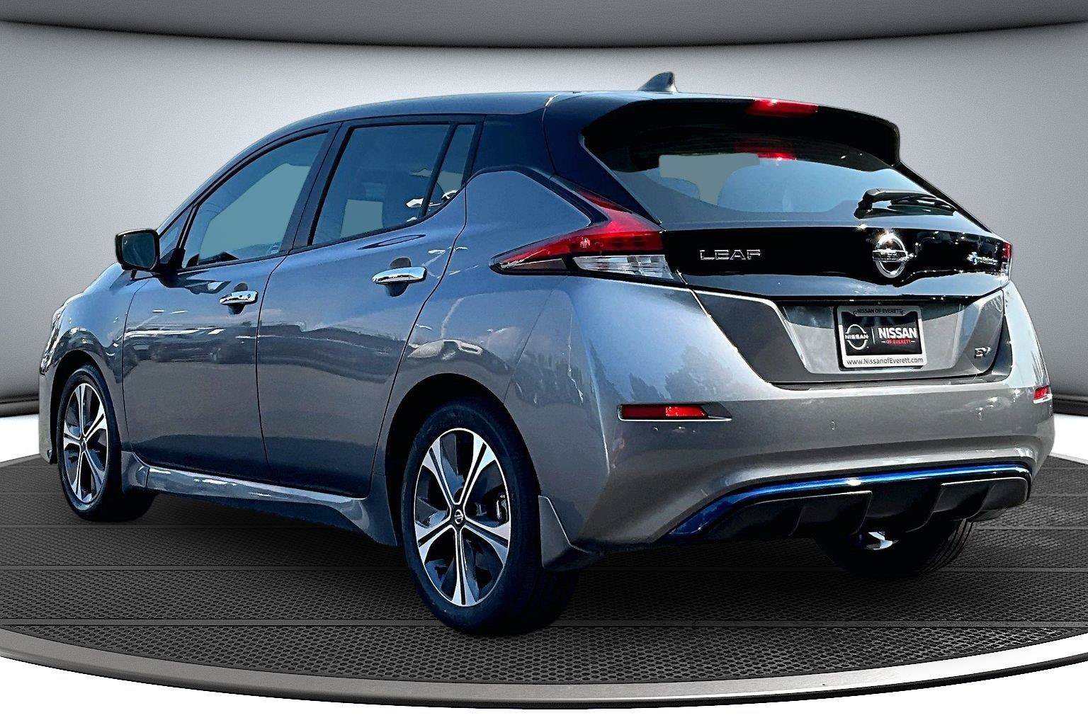 Used 2021 Nissan Leaf SV w/ SV Technology Package FWD image 5