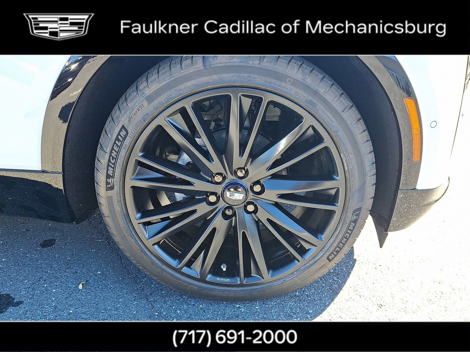 New 2026 Cadillac Lyriq Sport w/ LPO, Blue Accent Package image 9