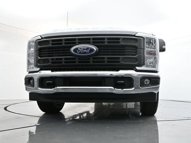 New 2026 Ford F350 XL w/ XL Chrome Package image 27