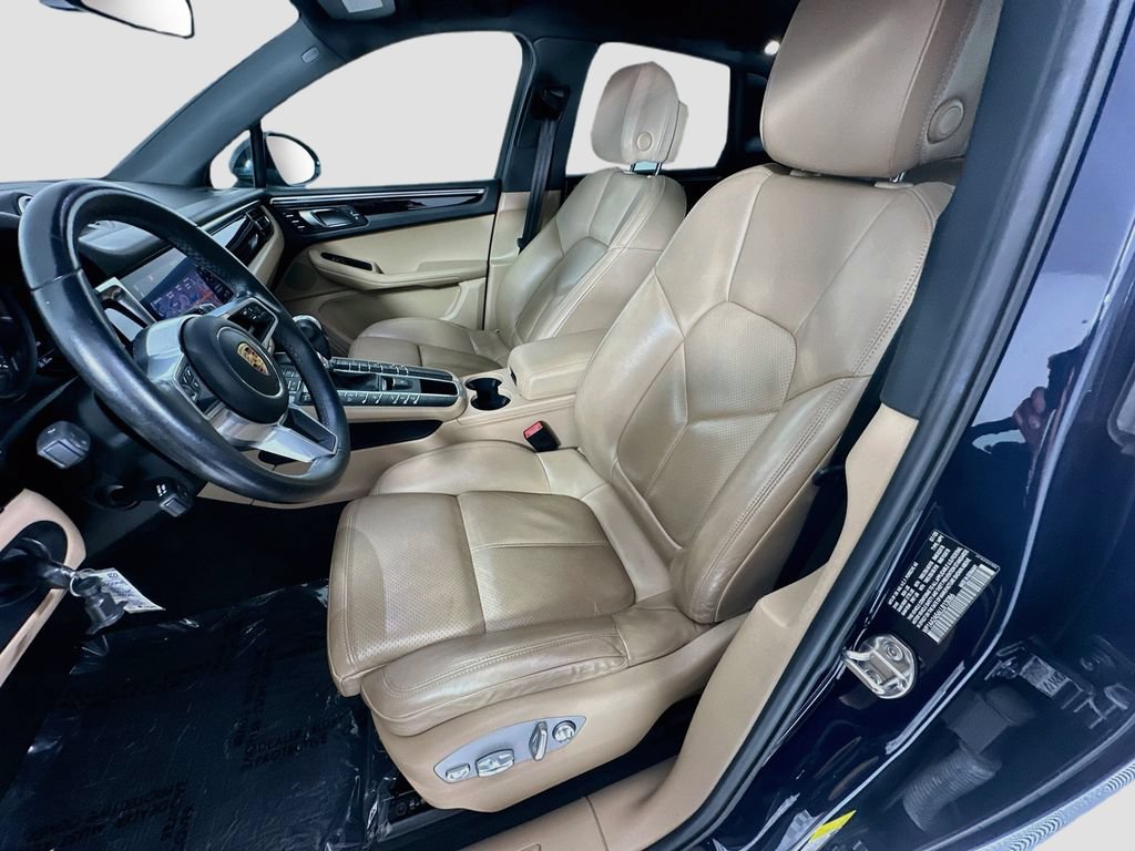Used 2020 Porsche Macan AWD/4WD image 5