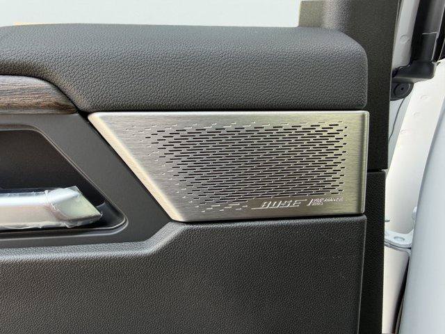 New 2027 GMC Acadia Denali Ultimate w/ LPO, Floor Liner Package AWD/4WD image 25