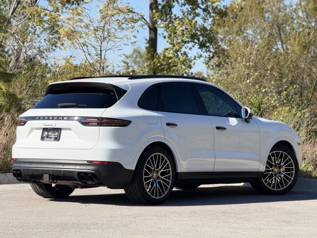 Used 2023 Porsche Cayenne image 5