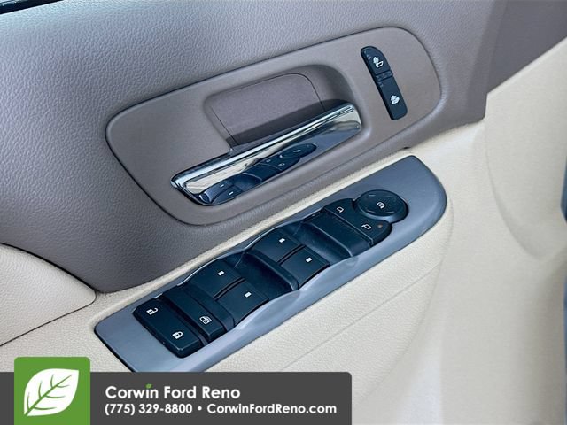 Used 2012 Chevrolet Avalanche LT AWD/4WD image 18