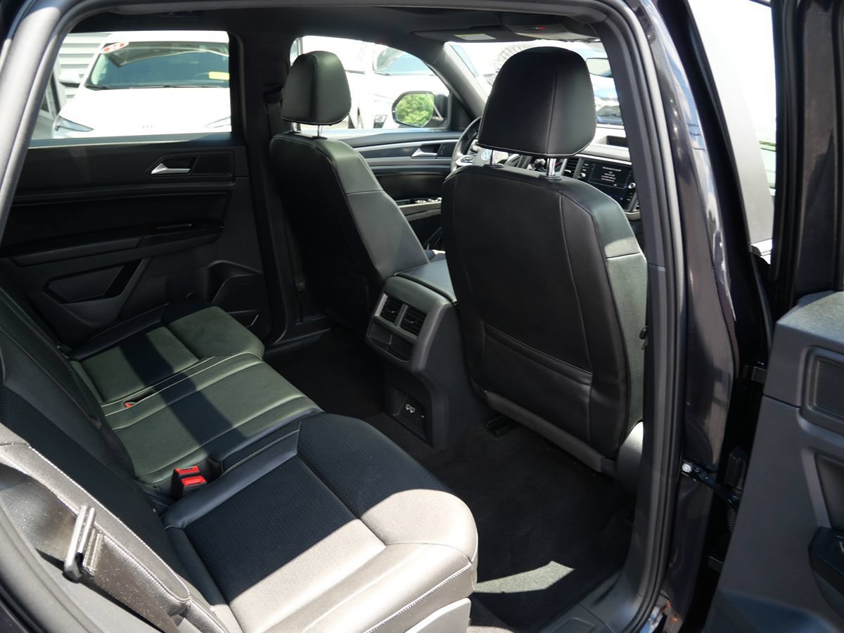 Used 2020 Volkswagen Atlas Cross Sport SE AWD/4WD image 23