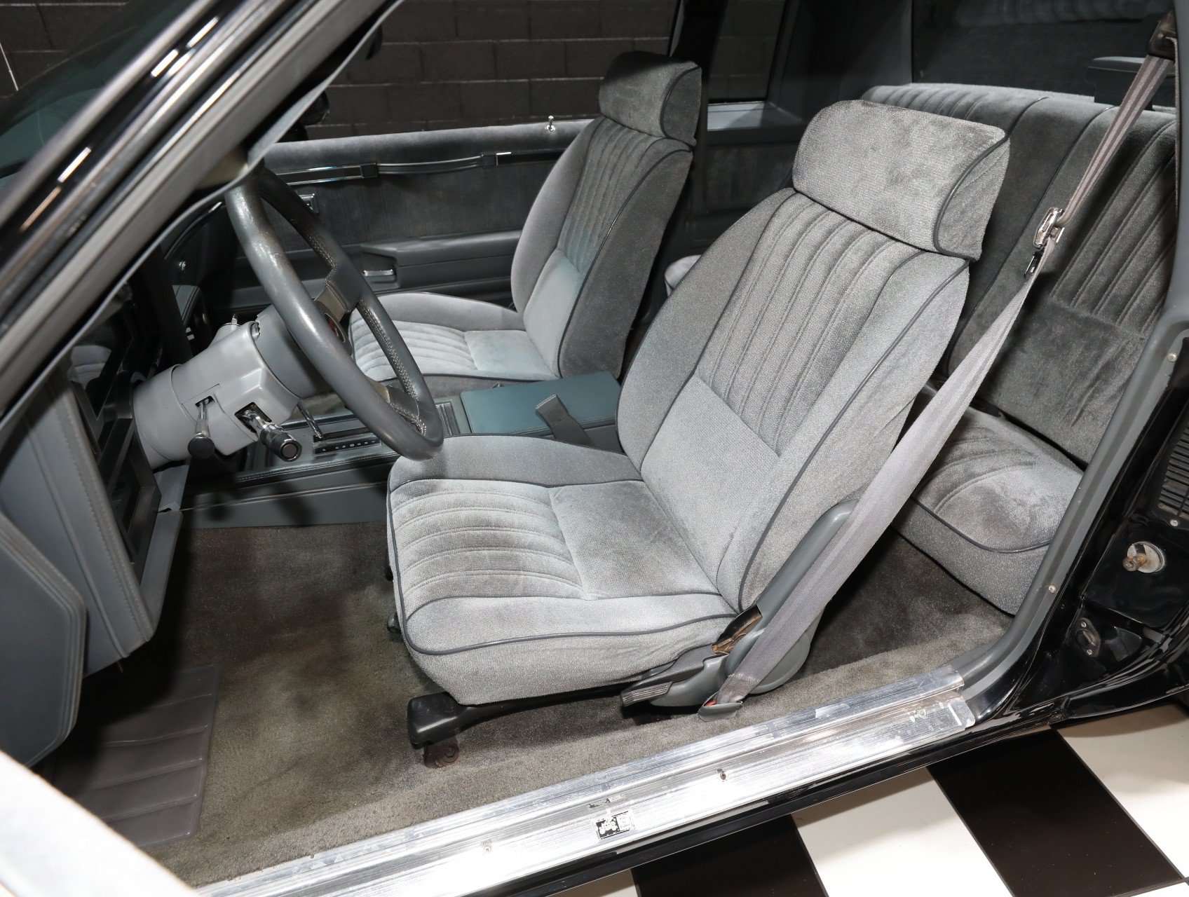 Used 1987 Buick Regal Coupe RWD image 48
