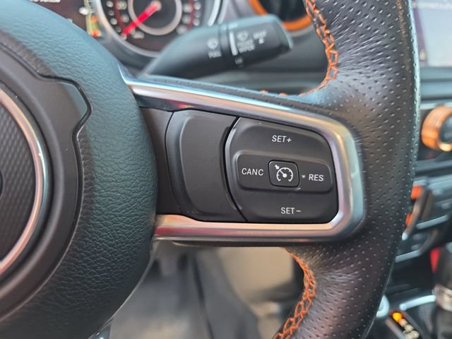 Used 2022 Jeep Gladiator Mojave w/ Cold Weather Group AWD/4WD image 18