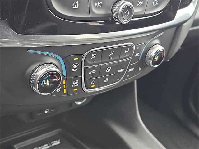 Used 2023 Chevrolet Traverse LT w/ LPO, Floor Liner Package image 16