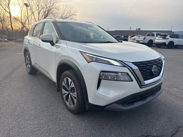 Certified 2023 Nissan Rogue SV w/ SV Premium B Package image 3