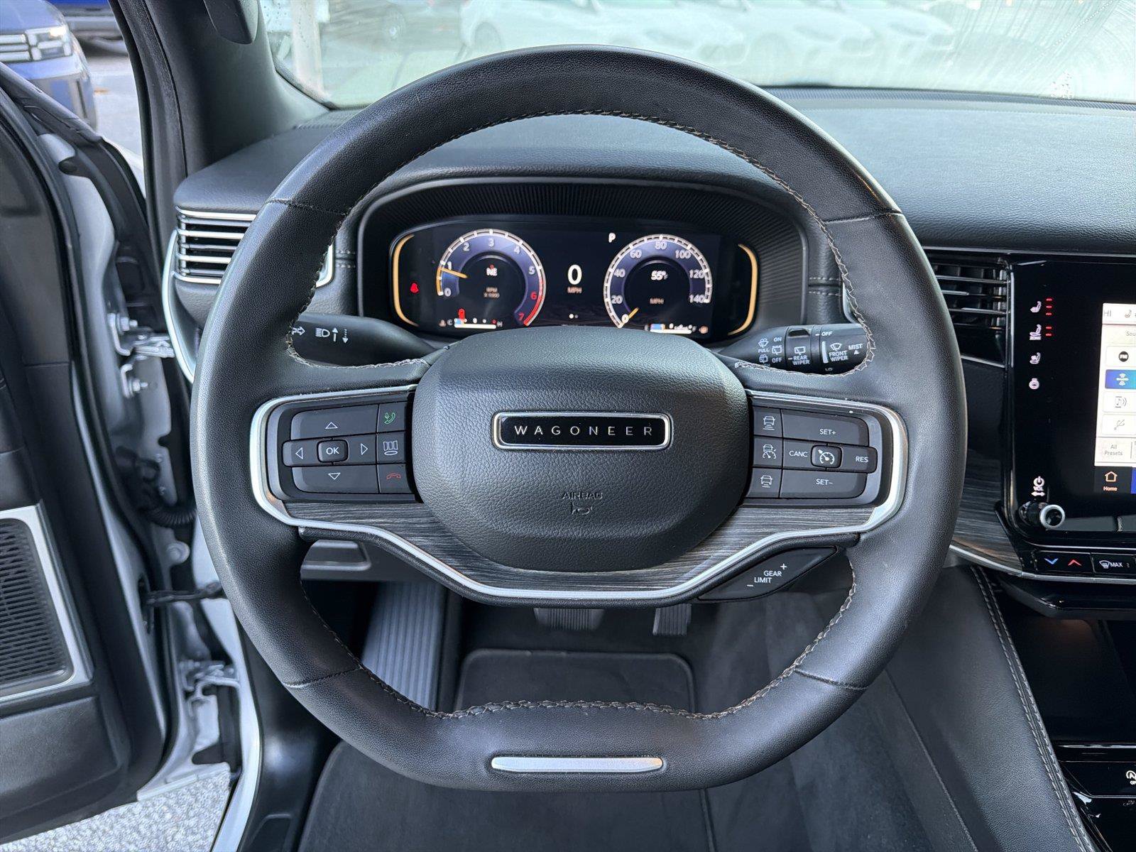 Used 2024 Jeep Wagoneer Series II w/ Flexible Seating Group RWD image 24