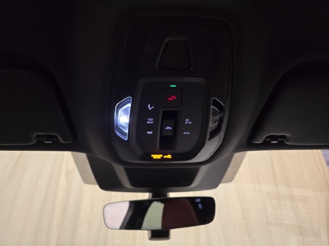 New 2026 Audi SQ5 Prestige AWD/4WD image 19