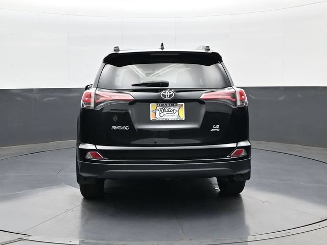 Used 2016 Toyota RAV4 LE AWD/4WD image 6