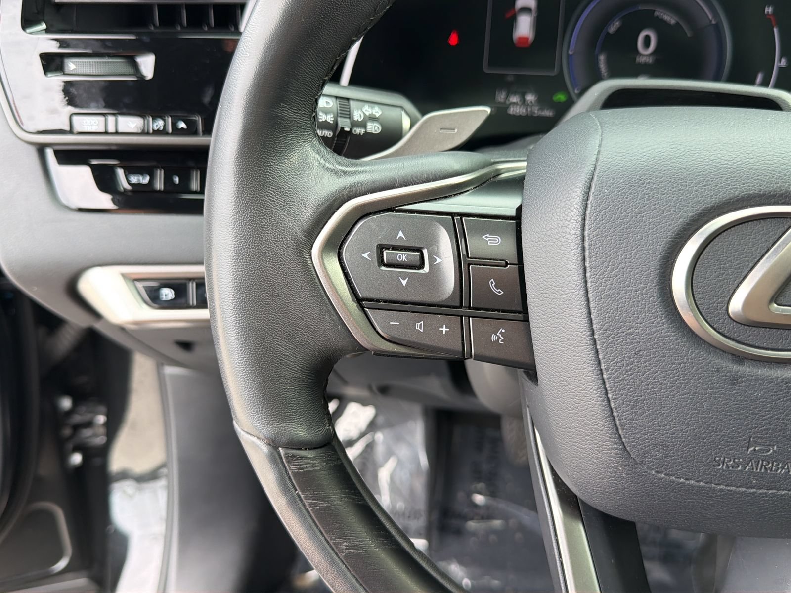 Used 2023 Lexus RX 350 w/ Accessory Package (Z1) AWD/4WD image 18