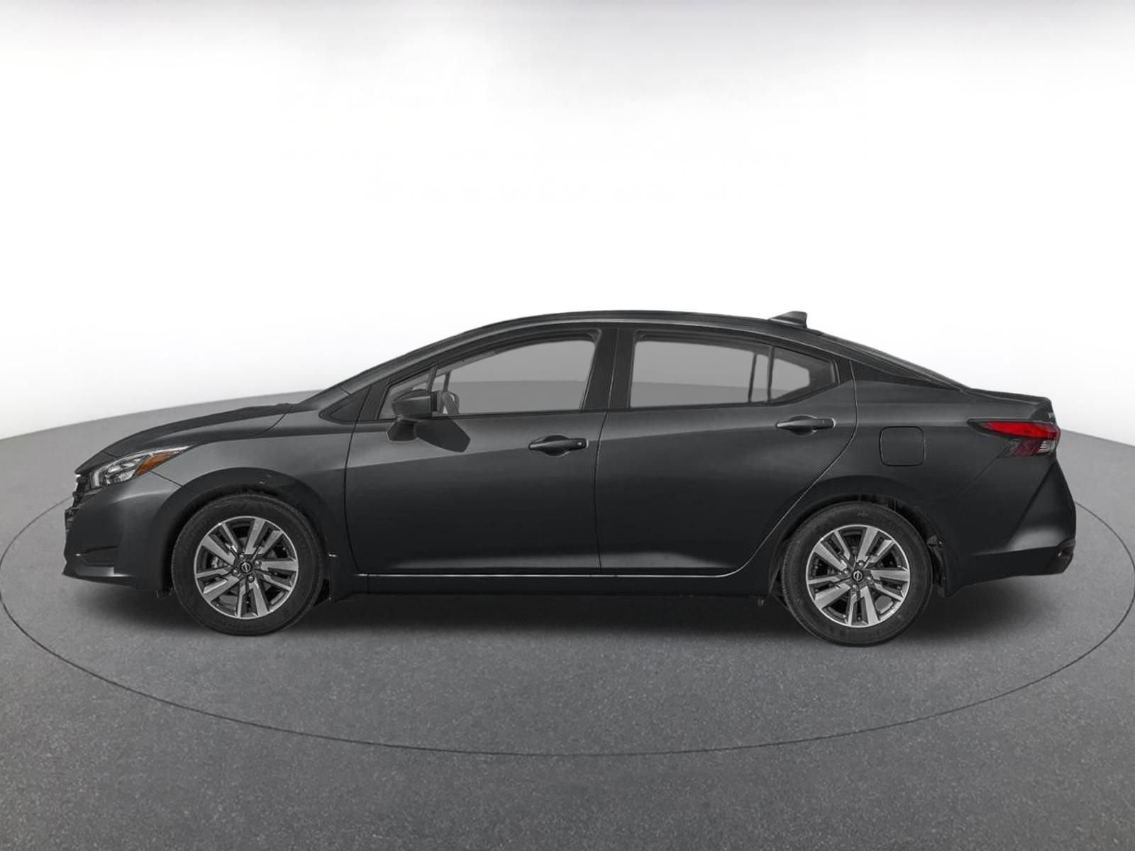 Used 2025 Nissan Versa SV FWD image 3