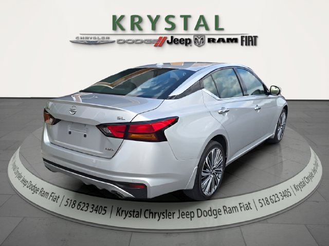 Used 2024 Nissan Altima 2.5 SL AWD/4WD image 6