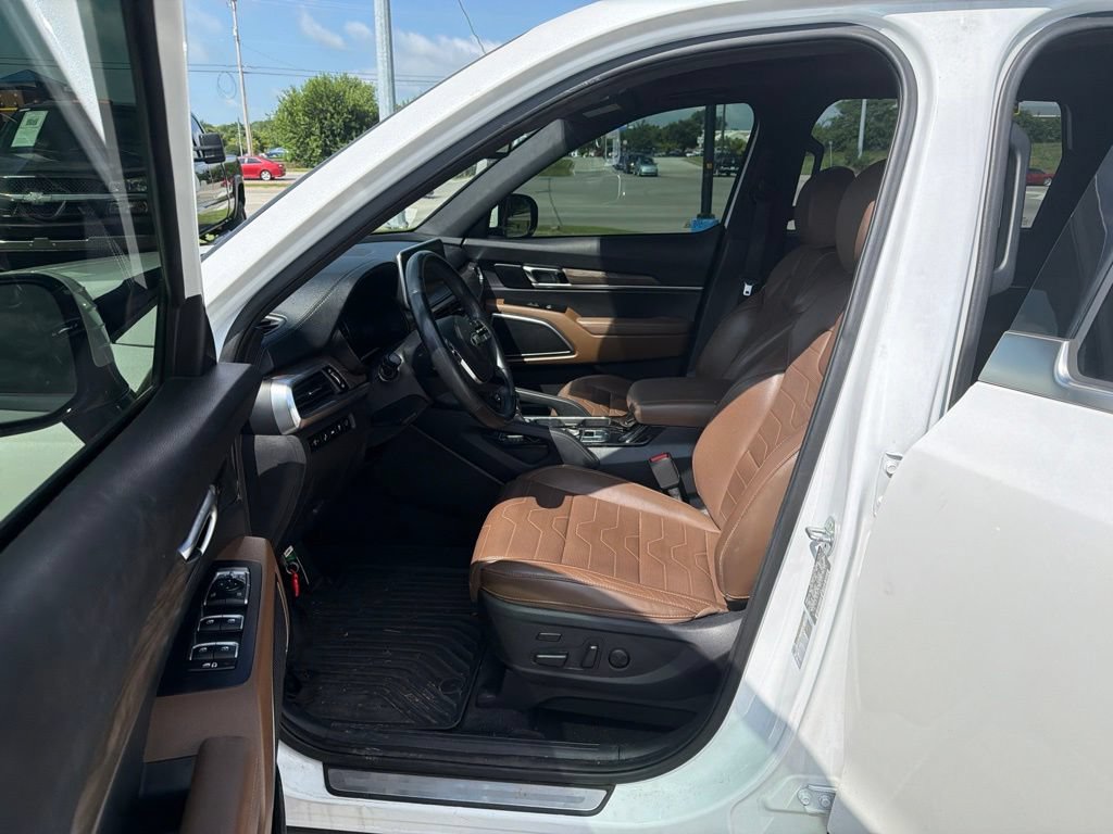 Used 2020 Kia Telluride SX w/ SX Prestige Package AWD/4WD image 6