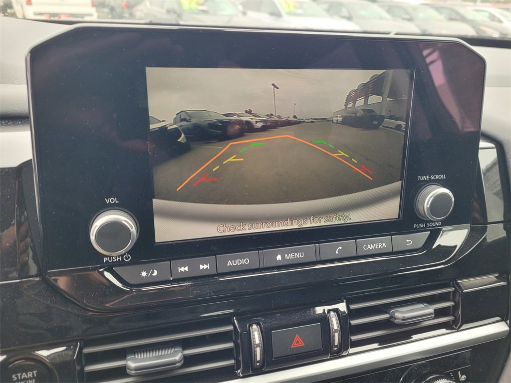 New 2025 Nissan Pathfinder SV w/ Cargo Package image 9