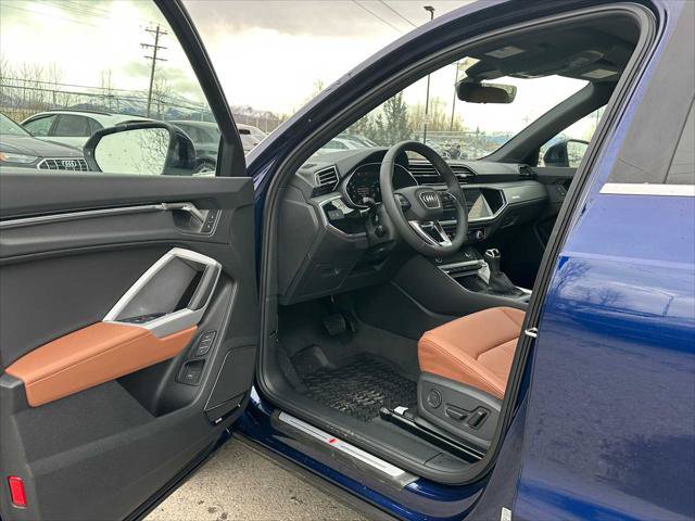 Used 2025 Audi Q3 2.0T Premium Plus w/ Premium Plus Package AWD/4WD image 21