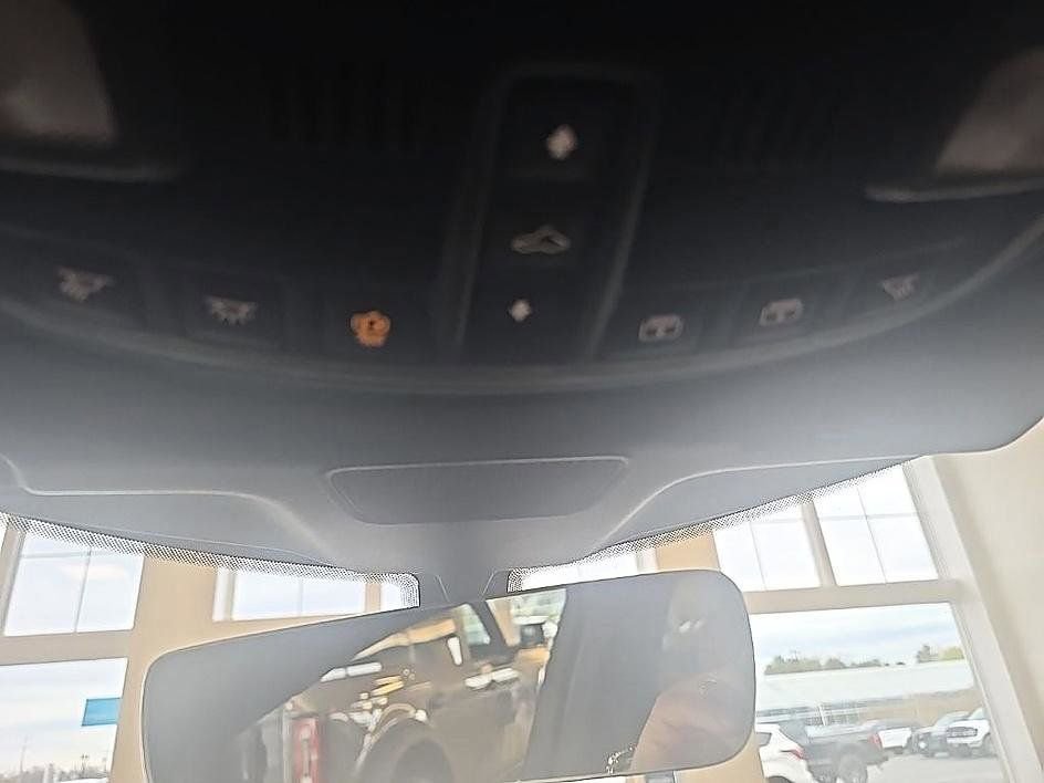 Used 2022 Lincoln Nautilus Reserve AWD/4WD image 26