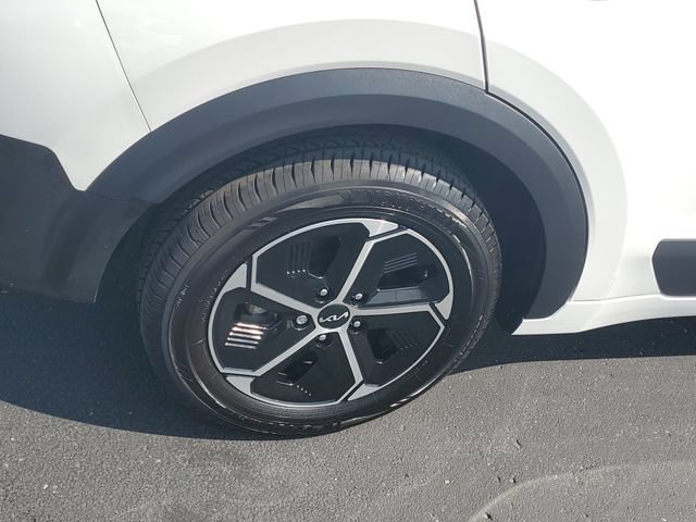 Certified 2024 Kia Niro EX FWD image 5