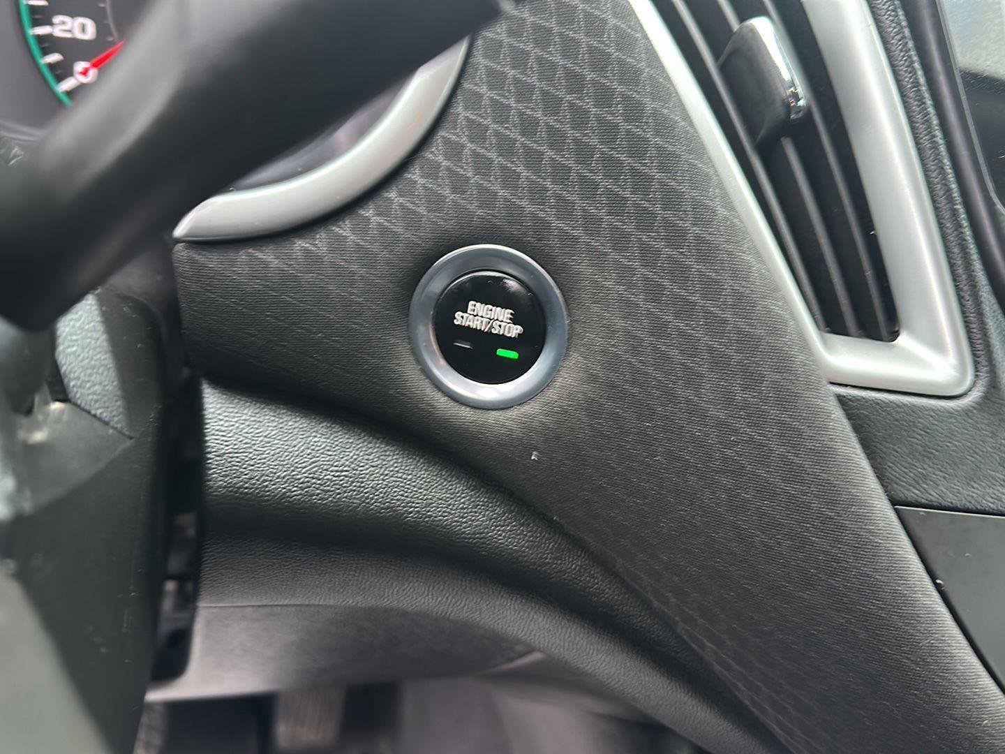 Used 2023 Chevrolet Malibu LT image 26