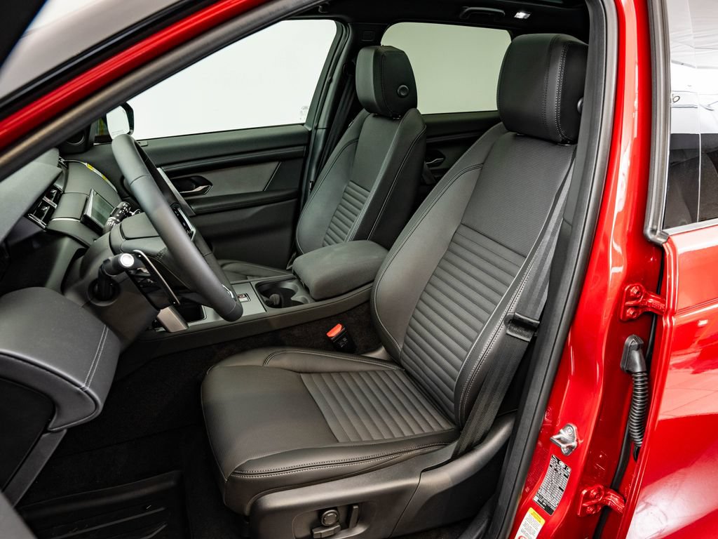 New 2026 Land Rover Discovery Sport Landmark AWD/4WD image 21