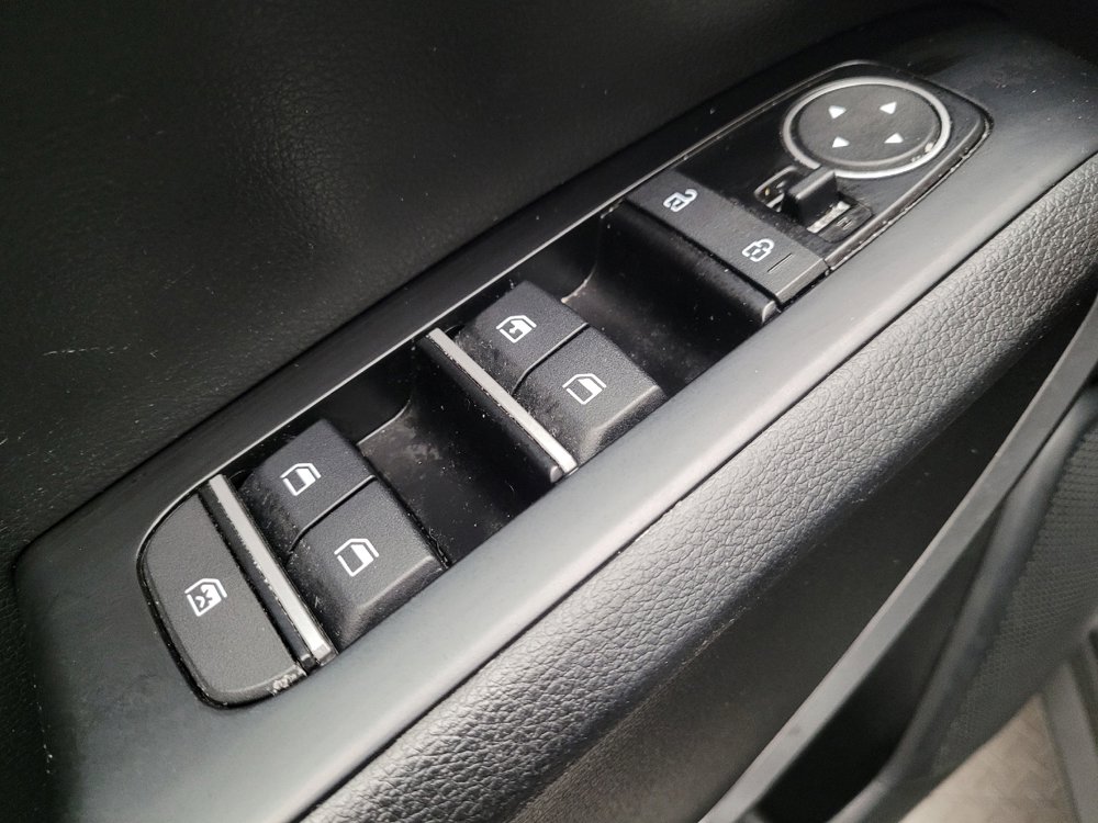 Used 2024 Kia Soul LX w/ Option Group 015 image 27