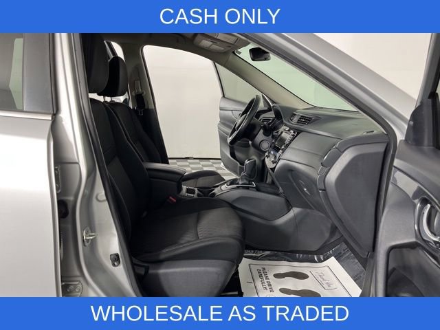Used 2019 Nissan Rogue SV image 37