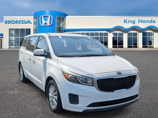 Used 2016 Kia Sedona L FWD image 3