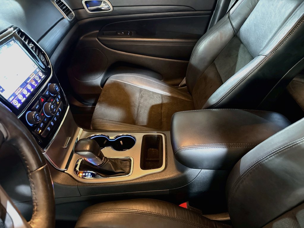 Used 2021 Jeep Grand Cherokee Laredo X RWD image 26