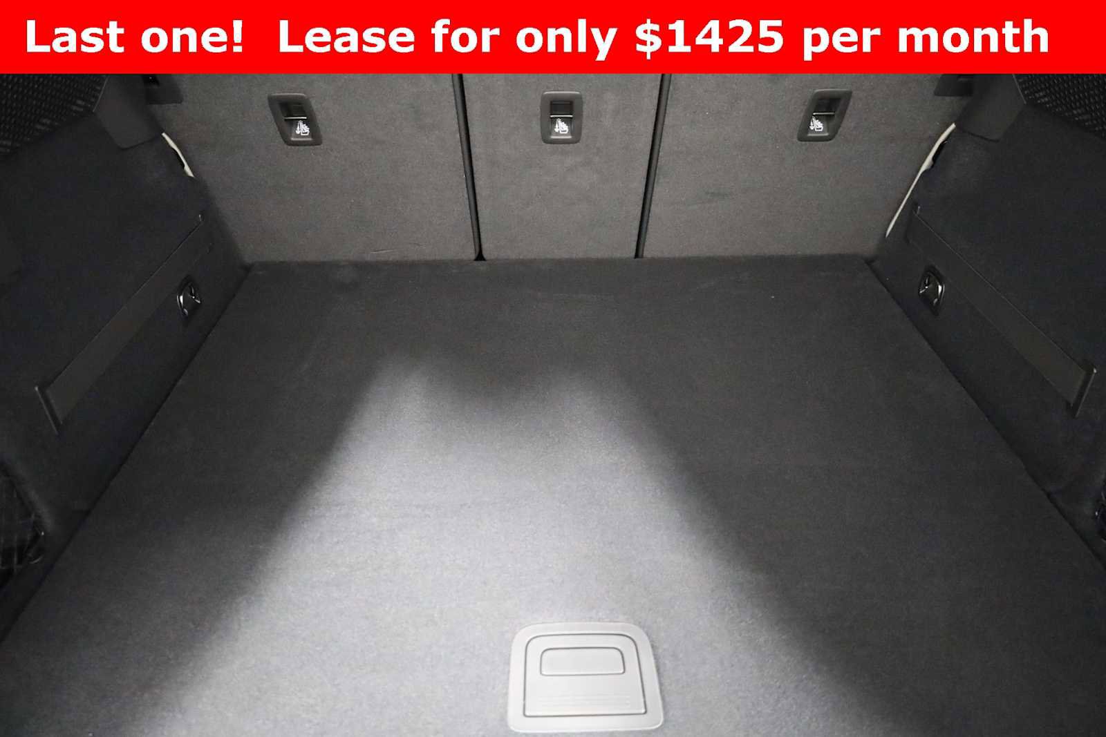 New 2025 Porsche Macan Turbo Electric image 39