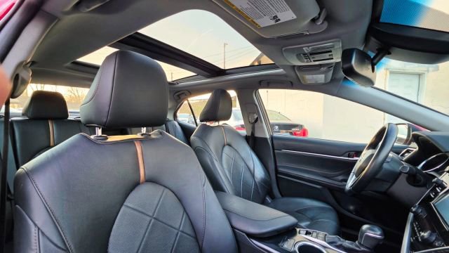 Used 2018 Toyota Camry XLE FWD image 37